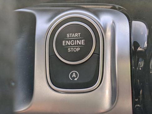 Certified 2023 Mercedes-Benz GLB 250 image 17
