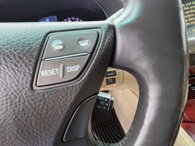 Used 2007 Lexus LS 460 w/ Comfort Pkg RWD image 13