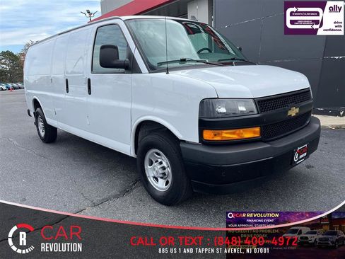 Used 2021 Chevrolet Express 2500 Extended w/ Driver Convenience Package RWD image 1