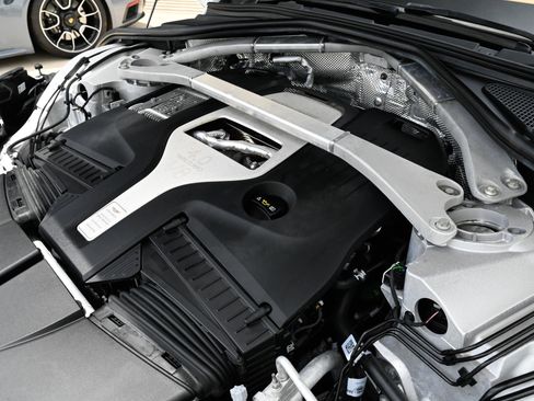 Used 2024 Aston Martin DBX AWD/4WD image 63