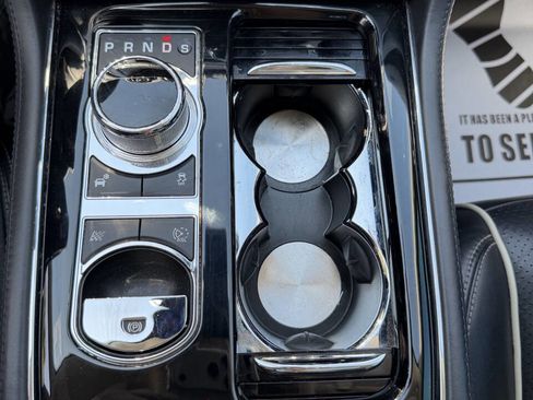 Used 2015 Jaguar XJ L Portfolio image 15