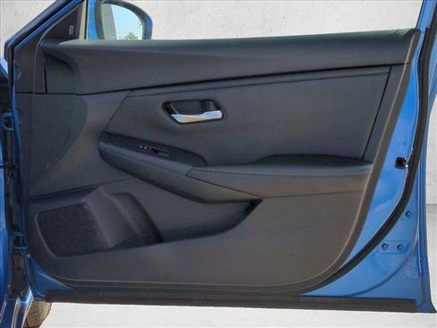 Used 2024 Nissan Sentra SV image 29