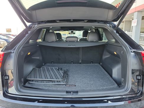 Used 2023 Volkswagen Atlas Cross Sport SEL Premium R-Line image 8