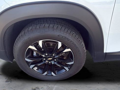 Used 2023 Chevrolet TrailBlazer LT w/ Convenience Package AWD/4WD image 30