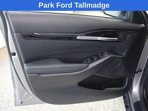 Used 2024 Kia Seltos S FWD image 11