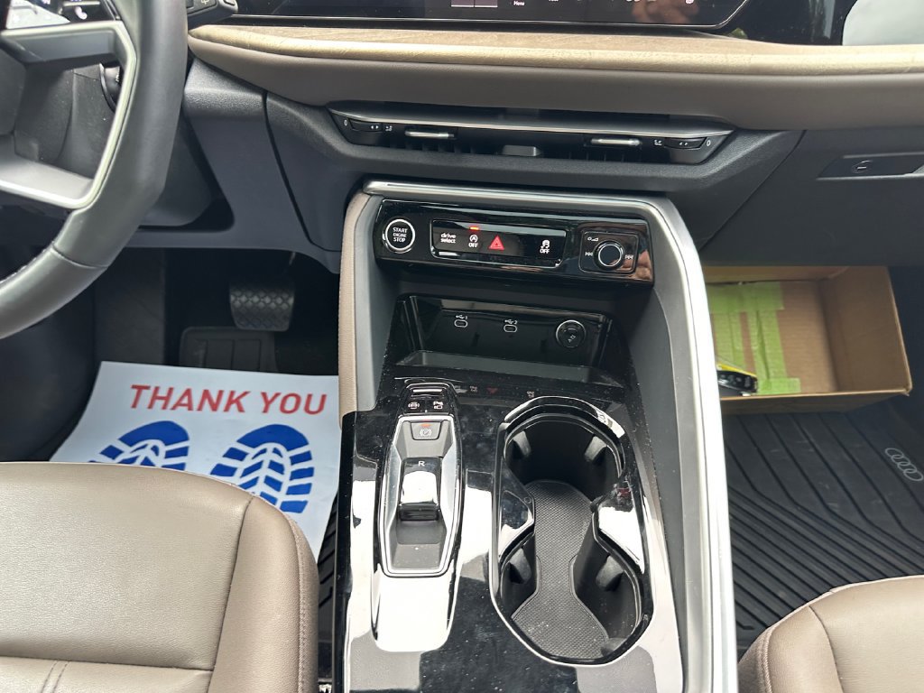 Certified 2025 Audi Q5 Premium w/ Convenience Package AWD/4WD image 11