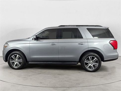 Certified 2024 Ford Expedition XLT image 2