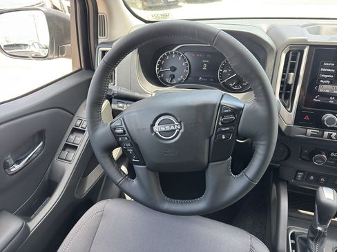 New 2026 Nissan Frontier SV w/ SV Convenience Package RWD image 15
