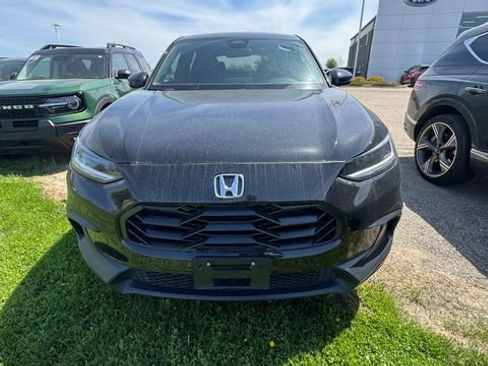 Used 2025 Honda HR-V Sport image 8