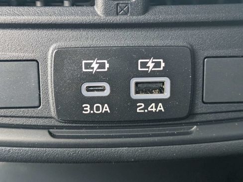 Used 2026 Subaru Outback Premium AWD/4WD image 17