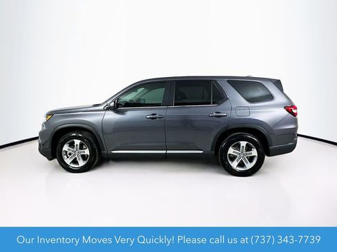Used 2025 Honda Pilot EX-L image 4