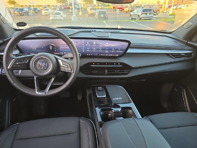 Certified 2025 Buick Enclave Preferred FWD image 12