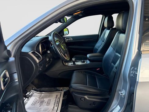 Used 2015 Jeep Grand Cherokee Limited w/ Luxury Group II AWD/4WD image 12