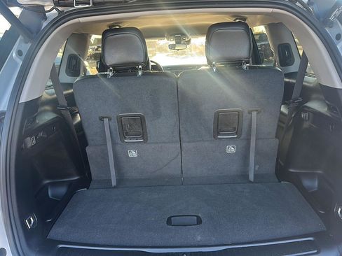 Used 2022 Jeep Grand Cherokee L Laredo w/ Luxury Tech Group I image 10