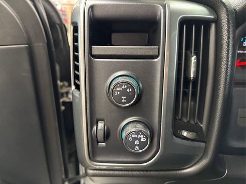 Used 2016 Chevrolet Silverado 1500 LT w/ All Star Edition image 33