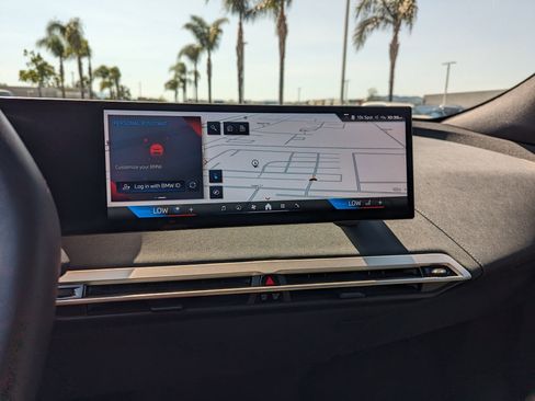 Used 2024 BMW iX M60 image 23