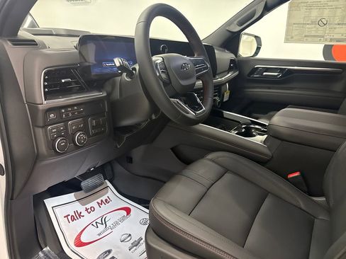 New 2026 Chevrolet Tahoe RST w/ Sun And Tow Package AWD/4WD image 9