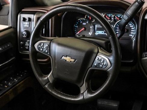 Used 2015 Chevrolet Silverado 2500 High Country w/ Duramax Plus Package image 15