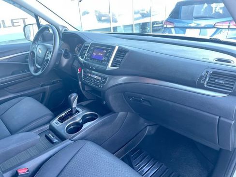 Used 2019 Honda Ridgeline Sport image 27