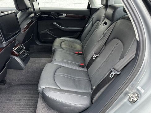 Used 2011 Audi A8 L 4.2 image 8