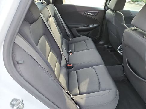 Used 2024 Chevrolet Malibu LT image 27