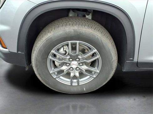 Used 2025 GMC Acadia Elevation image 24