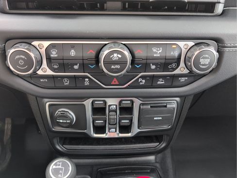 New 2026 Jeep Wrangler Sahara image 23