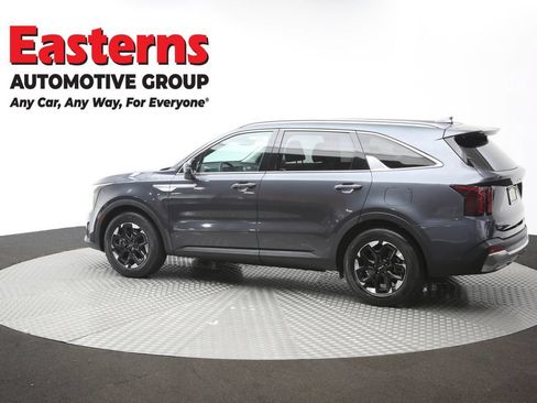 Used 2024 Kia Sorento S FWD image 64