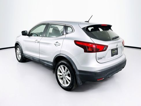 Used 2018 Nissan Rogue Sport S w/ S Appearance Package image 5