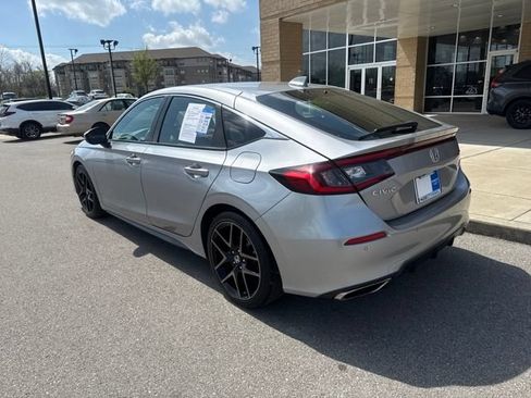 Used 2022 Honda Civic Sport Touring image 2