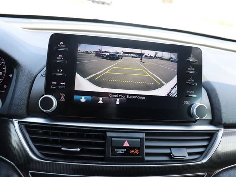 Used 2022 Honda Accord Sport image 28