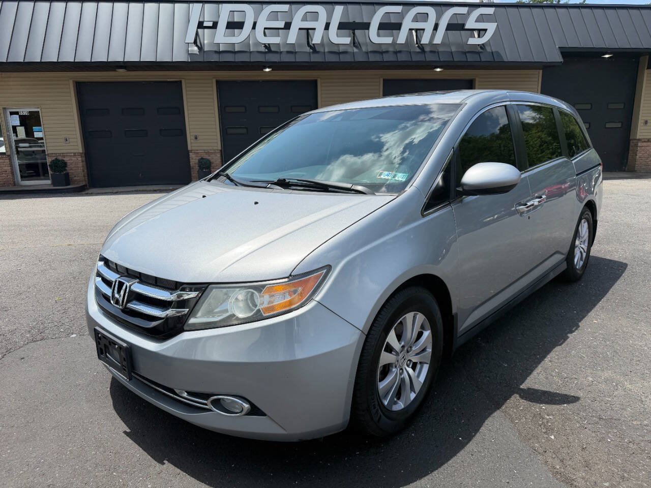Used 2016 Honda Odyssey EX-L image 1