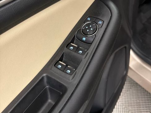 Used 2021 Ford Edge SEL w/ Convenience Package FWD image 23