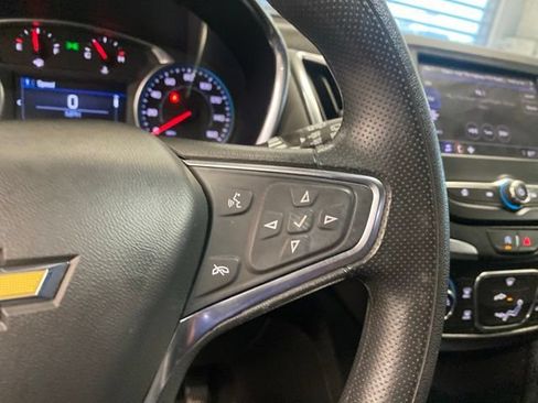 Used 2024 Chevrolet Equinox LT FWD image 15