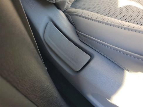 New 2026 Kia Sorento S w/ S Panoramic Sunroof Package image 9