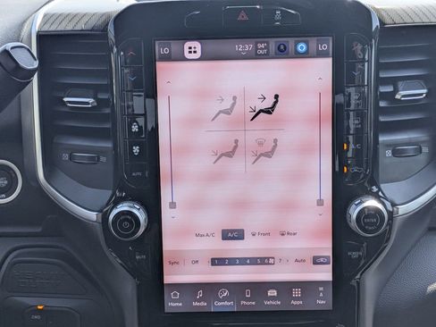 New 2026 RAM 2500 Big Horn AWD/4WD image 19