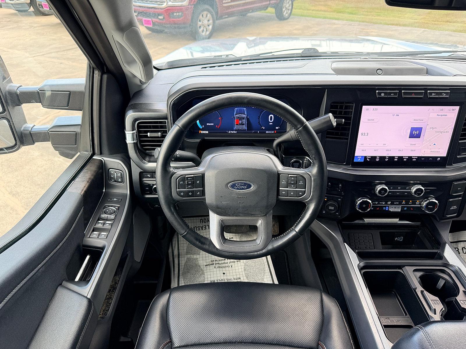Used 2024 Ford F350 Lariat w/ FX4 Off-Road Package AWD/4WD image 19