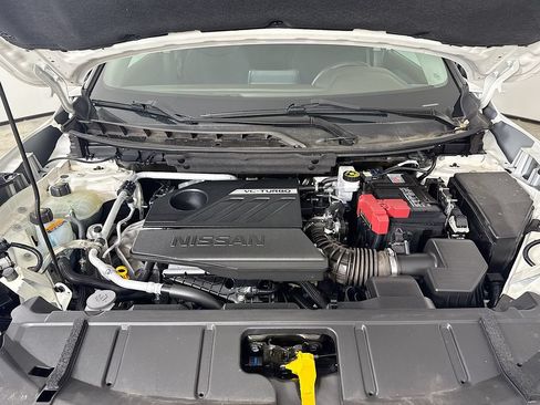 Used 2023 Nissan Rogue S AWD/4WD image 33
