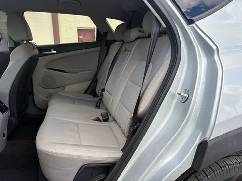 Used 2019 Hyundai Tucson SEL image 11