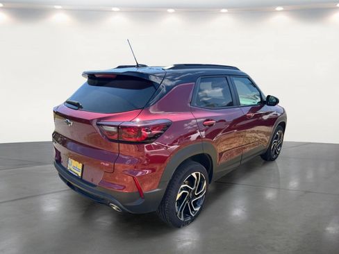 Used 2024 Chevrolet TrailBlazer RS w/ Convenience Package AWD/4WD image 14