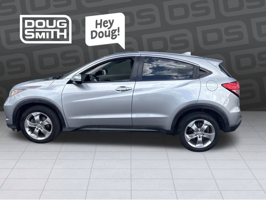 Used 2017 Honda HR-V EX image 2