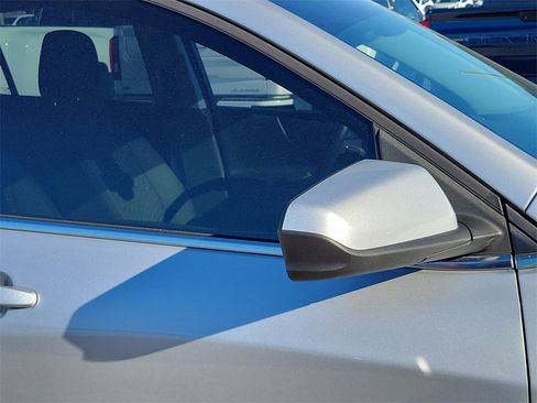 Used 2020 Chevrolet Equinox LT image 6