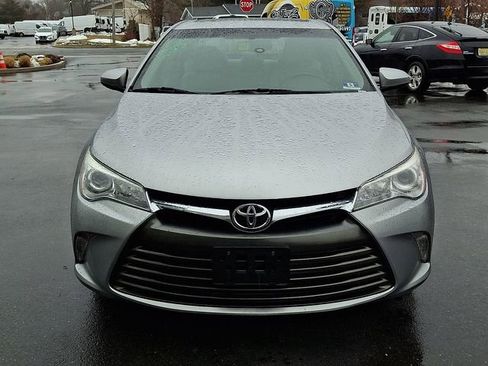 Used 2017 Toyota Camry XLE w/ Moonroof Package image 2