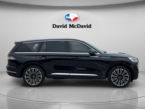 Certified 2024 Lincoln Aviator Black Label w/ Class IV Trailer Tow Package AWD/4WD image 8