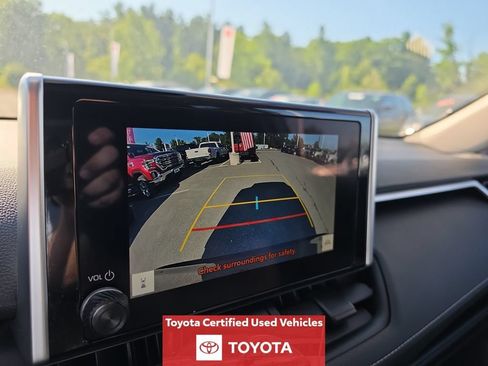 Certified 2024 Toyota RAV4 LE AWD/4WD image 19