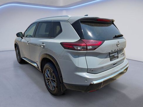 Used 2024 Nissan Rogue Platinum w/ Platinum Premium Package AWD/4WD image 3