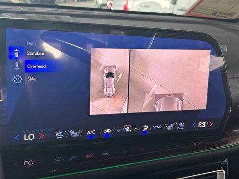 Used 2024 Chevrolet Traverse RS FWD image 27