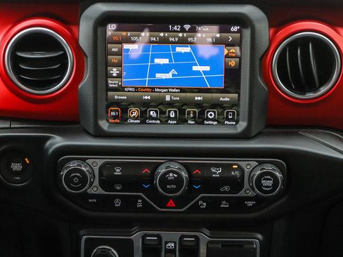 Used 2020 Jeep Gladiator Rubicon image 15