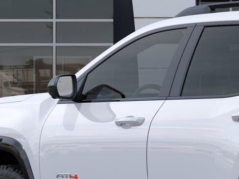 New 2026 GMC Terrain AT4 AWD/4WD image 12