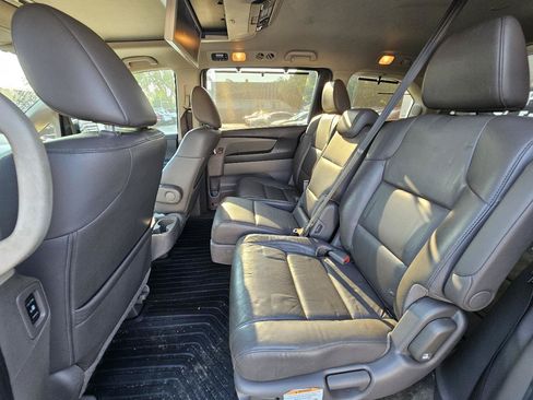 Used 2015 Honda Odyssey Touring image 22